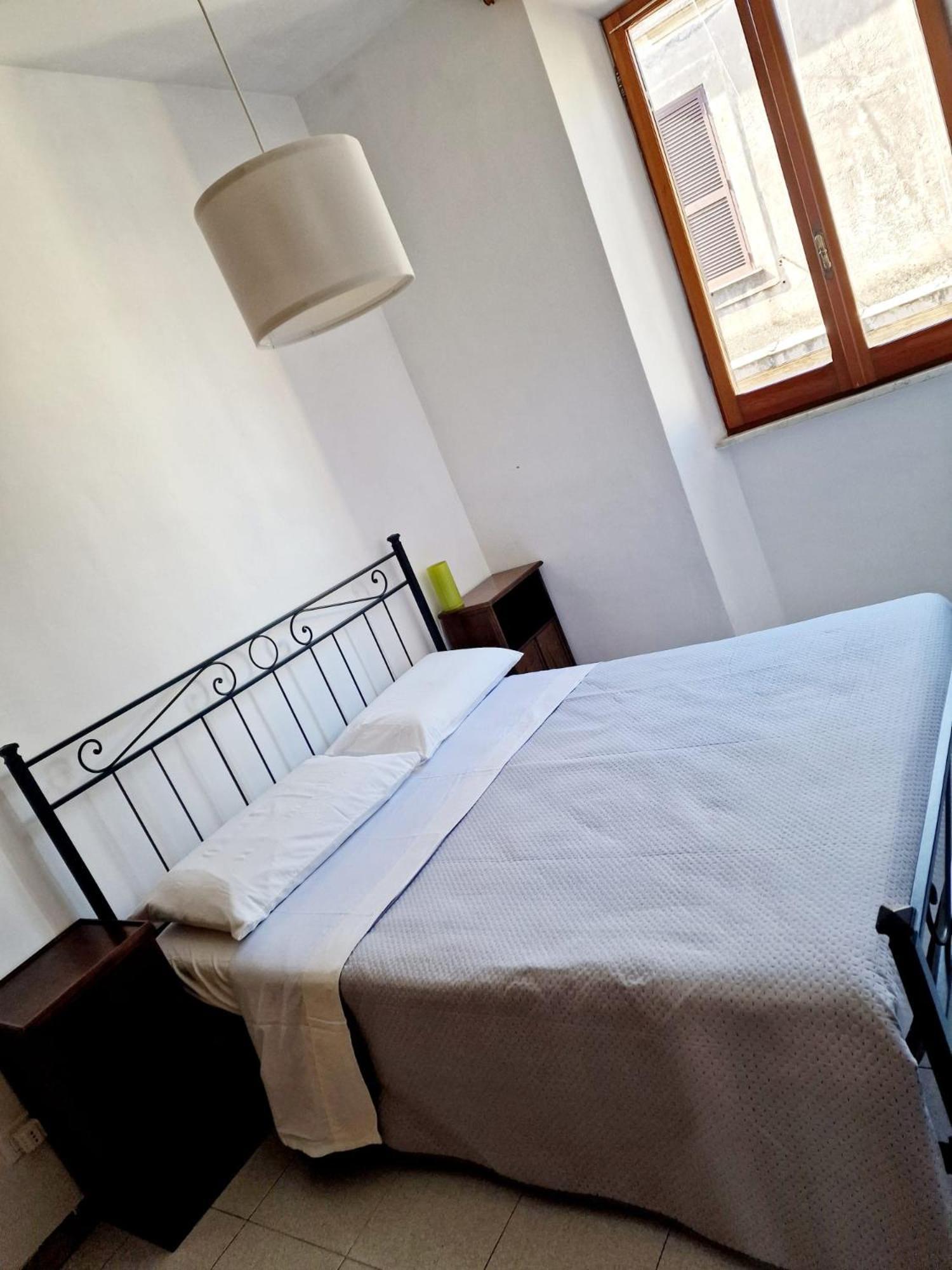 Appartamento-castro Pretorio Appartamento